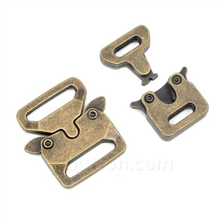 メタルサイドリリースバックル