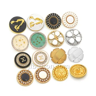 シャツ用のカスタムメタルシャンクボタン