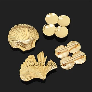 イチョウの葉の水着の金属クラスプ