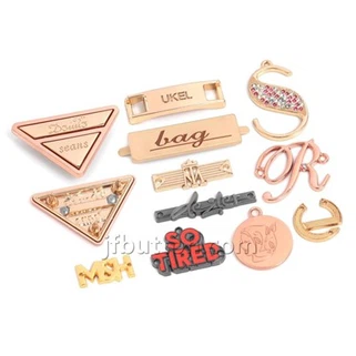 衣類用金属ラベル