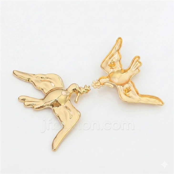 Peace Dove シャンクボタン