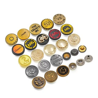 革の金属ボタンスナップ